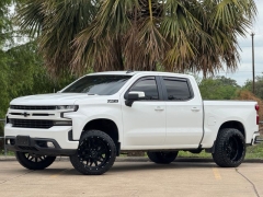 Used 2021  Chevrolet Silverado 1500 4WD Crew Cab 147" RST at Drivenci Motors near Olmito&comma; TX