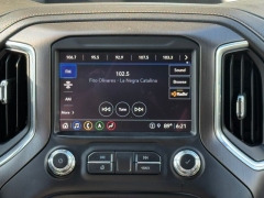 Used 2021  GMC Sierra 1500 4WD Crew Cab 147" AT4 at Drivenci Motors near Olmito&comma; TX