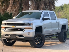 Used 2017  Chevrolet Silverado 1500 4WD Crew Cab LT Z71 at Drivenci Motors near Olmito&comma; TX