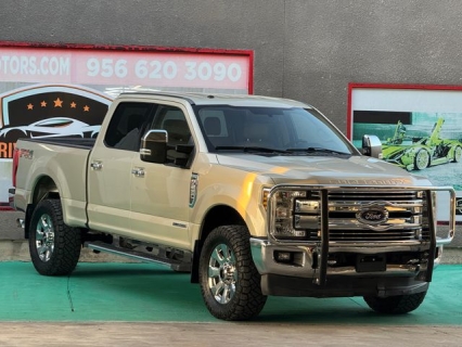 Used 2018 Ford Super Duty F-250 SRW 4WD Crew Cab Box at Drivenci Motors near Olmito, TX