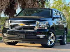Used 2020  Chevrolet Suburban 4d SUV RWD Premier at Drivenci Motors near Olmito&comma; TX