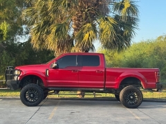 Used 2017  Ford Super Duty F-250 4WD Crew Cab Lariat at Drivenci Motors near Olmito, TX