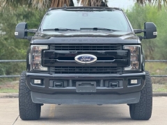 Used 2019  Ford Super Duty F-250 4WD Crew Cab Lariat at Drivenci Motors near Olmito, TX