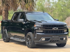 Used 2020  Chevrolet Silverado 1500 2WD Crew Cab RST at Drivenci Motors near Olmito&comma; TX