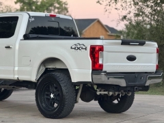 Used 2017 Ford Super Duty F-250 4WD Crew Cab Lariat at Drivenci Motors near Olmito, TX