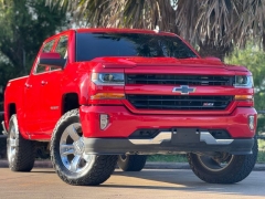 Used 2018  Chevrolet Silverado 1500 4WD Crew Cab LT Z71 at Drivenci Motors near Olmito&comma; TX