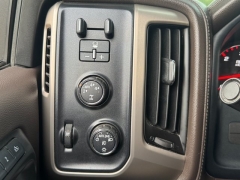 Used 2016 GMC Sierra 1500 4WD Crew Cab 143.5" Denali at Drivenci Motors near Olmito, TX