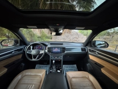Used 2021  Volkswagen Atlas Cross Sport 2&period;0T SEL Premium 4MOTION at Drivenci Motors near Olmito&comma; TX