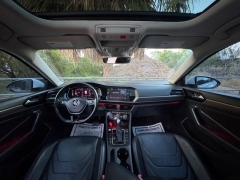 Used 2019  Volkswagen Jetta 4d Sedan 1&period;4T SEL Premium at Drivenci Motors near Olmito&comma; TX