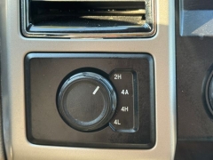 Used 2020  Ford F-150 4WD SuperCrew Lariat 6 1&sol;2 at Drivenci Motors near Olmito&comma; TX