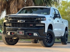 Used 2020  Chevrolet Silverado 1500 4WD Crew Cab LT Trail Boss at Drivenci Motors near Olmito&comma; TX
