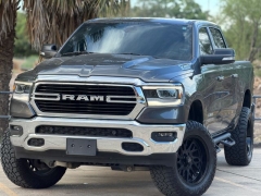 Used 2019  Ram 1500 4WD Crew Cab Big Horn&sol;Lone Star at Drivenci Motors near Olmito&comma; TX