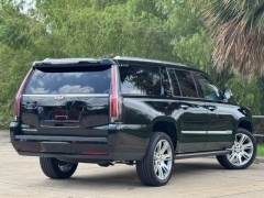 Used 2019  Cadillac Escalade ESV 4d SUV RWD Premium Luxury at Drivenci Motors near Olmito&comma; TX