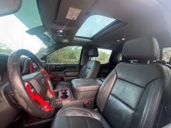 Used 2019  Chevrolet Silverado 1500 4WD Crew Cab LT Trail Boss at Drivenci Motors near Olmito, TX