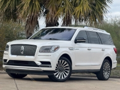 Used 2019  Lincoln Navigator 4d SUV 4WD Reserve at Drivenci Motors near Olmito&comma; TX