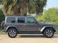 Used 2018  Jeep Wrangler Unlimited 4d SUV 4WD Sahara at Drivenci Motors near Olmito&comma; TX