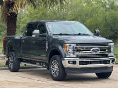 Used 2017 Ford Super Duty F-250 4WD Crew Cab Lariat at Drivenci Motors near Olmito, TX