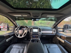 Used 2018  Ford Super Duty F-250 4WD Crew Cab Lariat at Drivenci Motors near Olmito&comma; TX