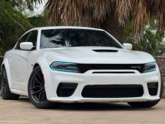 Used 2020  Dodge Charger 4d Sedan RWD Scat Pack Widebody at Drivenci Motors near Olmito&comma; TX