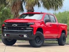 Used 2020 Chevrolet Silverado 1500 4WD Crew Cab LT Trail Boss at Drivenci Motors near Olmito, TX