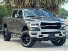 Used 2019  Ram 1500 4WD Crew Cab Big Horn&sol;Lone Star at Drivenci Motors near Olmito&comma; TX