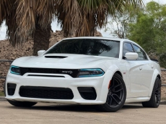 Used 2020  Dodge Charger 4d Sedan RWD Scat Pack Widebody at Drivenci Motors near Olmito&comma; TX