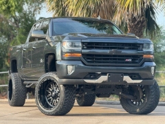 Used 2018  Chevrolet Silverado 1500 4WD Crew Cab LT at Drivenci Motors near Olmito&comma; TX
