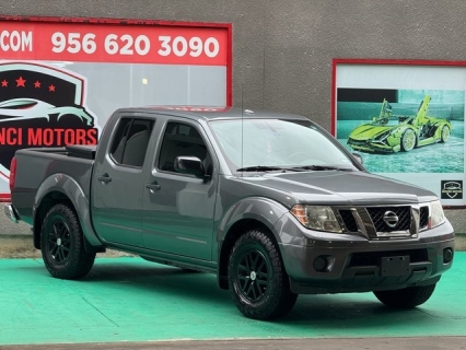 2017 Nissan Frontier SV's photo