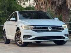 Used 2019  Volkswagen Jetta 4d Sedan 1&period;4T SEL Premium at Drivenci Motors near Olmito&comma; TX
