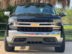 Used 2020  Chevrolet Silverado 1500 4WD Crew Cab LT at Drivenci Motors near Olmito&comma; TX