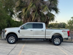 Used 2018  Ford Super Duty F-250 4WD Crew Cab Lariat at Drivenci Motors near Olmito&comma; TX
