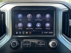 Used 2020  Chevrolet Silverado 1500 4WD Crew Cab LT at Drivenci Motors near Olmito&comma; TX