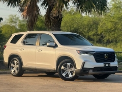 Used 2024 Honda Pilot EX-L 8 Passenger 2WD at Drivenci Motors near Olmito, TX