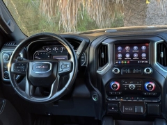 Used 2021  GMC Sierra 1500 4WD Crew Cab 147" AT4 at Drivenci Motors near Olmito&comma; TX