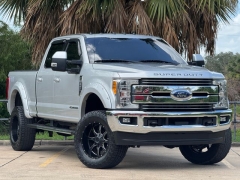Used 2017  Ford Super Duty F-250 4WD Crew Cab Lariat at Drivenci Motors near Olmito&comma; TX