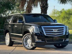 Used 2016 Cadillac Escalade 4d SUV 4WD Platinum at Drivenci Motors near Olmito, TX