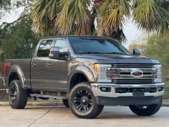 Used 2018  Ford Super Duty F-250 4WD Crew Cab Lariat at Drivenci Motors near Olmito, TX