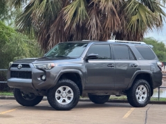 Used 2018  Toyota 4Runner SR5 4WD &lpar;Natl&rpar; at Drivenci Motors near Olmito&comma; TX