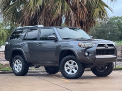 Used 2018  Toyota 4Runner SR5 4WD &lpar;Natl&rpar; at Drivenci Motors near Olmito&comma; TX