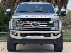 Used 2017  Ford Super Duty F-250 4WD Crew Cab Lariat at Drivenci Motors near Olmito&comma; TX