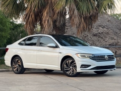 Used 2019  Volkswagen Jetta 4d Sedan 1&period;4T SEL Premium at Drivenci Motors near Olmito&comma; TX