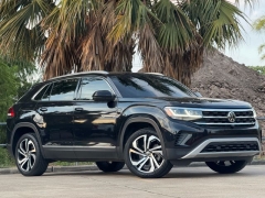 Used 2021  Volkswagen Atlas Cross Sport 2&period;0T SEL Premium 4MOTION at Drivenci Motors near Olmito&comma; TX