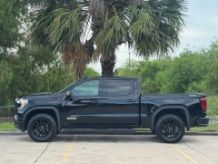 Used 2022 GMC Sierra 1500 Limited 4WD Crew Cab 147" Elevation w/3VL at Drivenci Motors near Olmito, TX