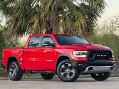 Used 2019  Ram 1500 4WD Crew Cab Rebel at Drivenci Motors near Olmito&comma; TX