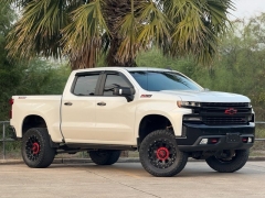 Used 2019  Chevrolet Silverado 1500 4WD Crew Cab LT Trail Boss at Drivenci Motors near Olmito, TX