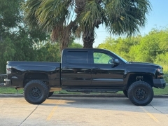 Used 2017 Chevrolet Silverado 1500 4WD Crew Cab LT Z71 at Drivenci Motors near Olmito, TX