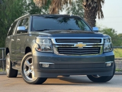 Used 2019 Chevrolet Suburban 4d SUV 4WD Premier at Drivenci Motors near Olmito, TX