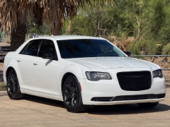 Used 2022  Chrysler 300 Touring RWD at Drivenci Motors near Olmito&comma; TX