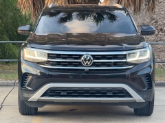 Used 2021  Volkswagen Atlas Cross Sport 2&period;0T SEL Premium 4MOTION at Drivenci Motors near Olmito&comma; TX