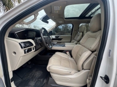 Used 2019  Lincoln Navigator 4d SUV 4WD Reserve at Drivenci Motors near Olmito&comma; TX